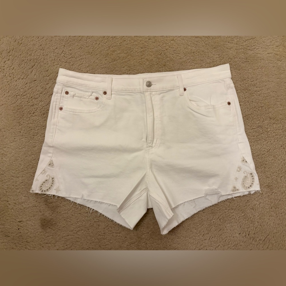 American Eagle Outfitters White Jean Shorts, with side eyelet detail,
